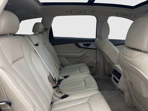 Used 2019 Audi Q7 2.0T Premium Plus w/ Premium Plus Package AWD/4WD image 47