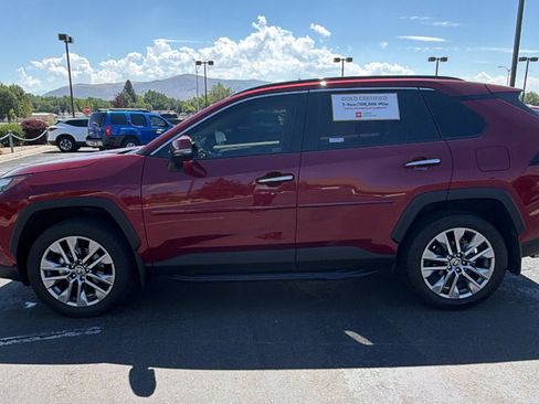Certified 2022 Toyota RAV4 Limited AWD/4WD image 6