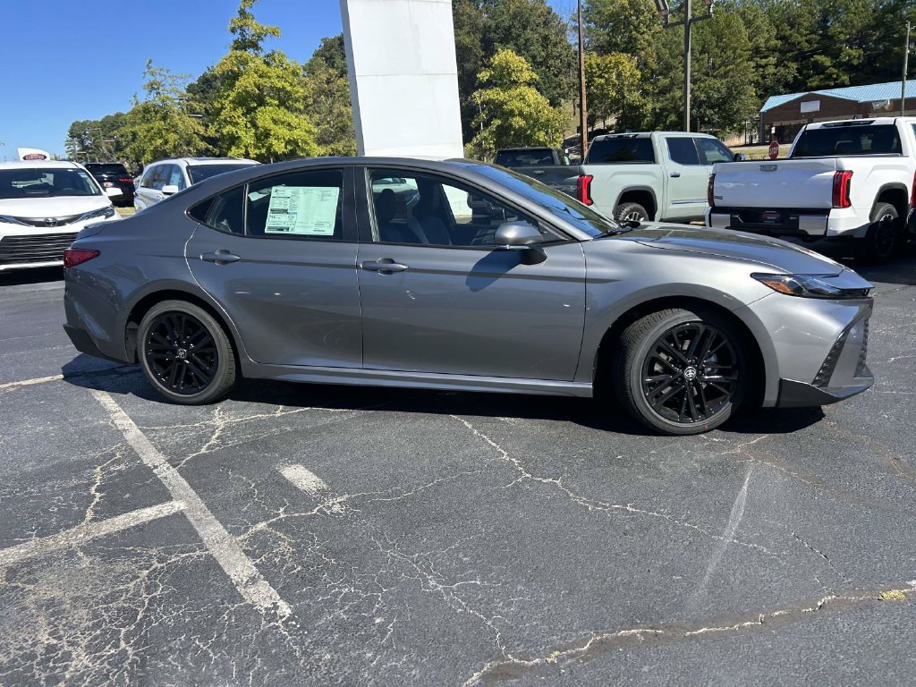 New 2026 Toyota Camry SE w/ Convenience Package FWD image 2