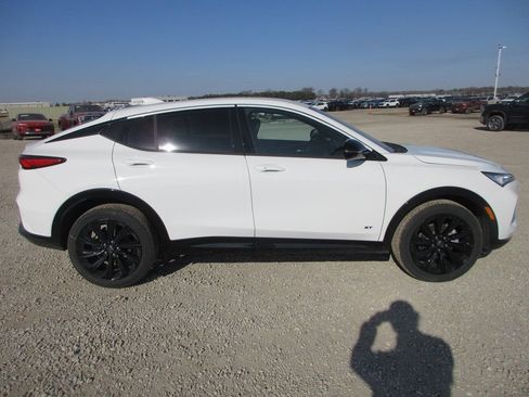 New 2026 Buick Envista Sport Touring w/ Convenience I Package image 3