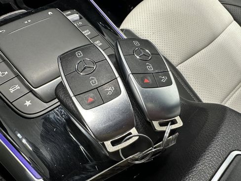Used 2022 Mercedes-Benz GLA 250 4MATIC image 33