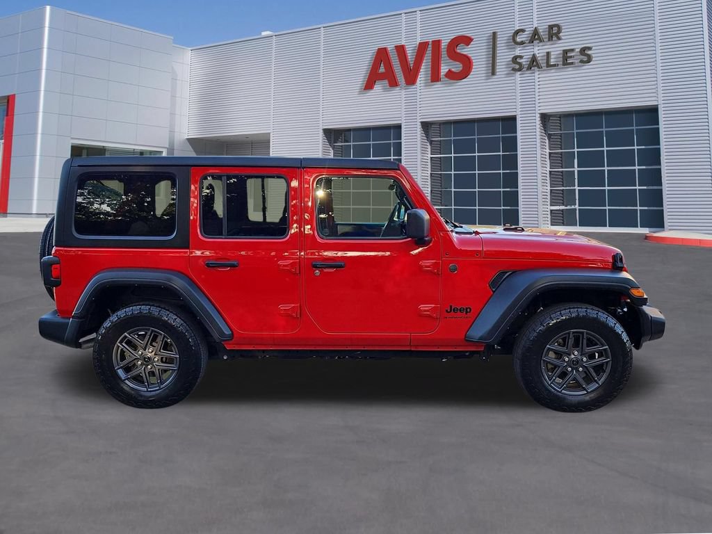 Used 2025 Jeep Wrangler Unlimited Sport AWD/4WD image 5