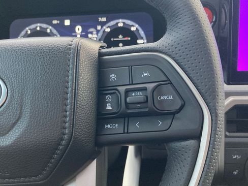 New 2026 Toyota 4Runner TRD Off-Road Premium AWD/4WD image 19