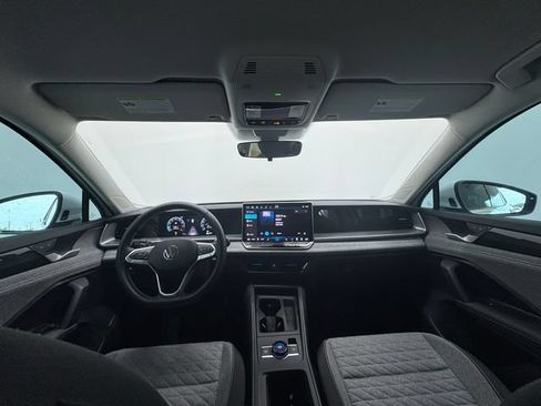 Used 2025 Volkswagen Tiguan S FWD image 20