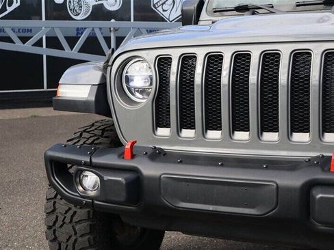 Used 2019 Jeep Wrangler Unlimited Rubicon AWD/4WD image 9