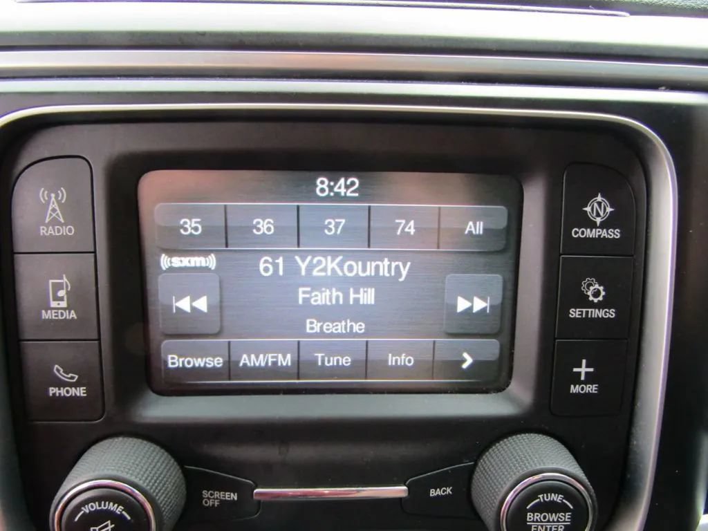 Used 2015 RAM 2500 SLT AWD/4WD image 22