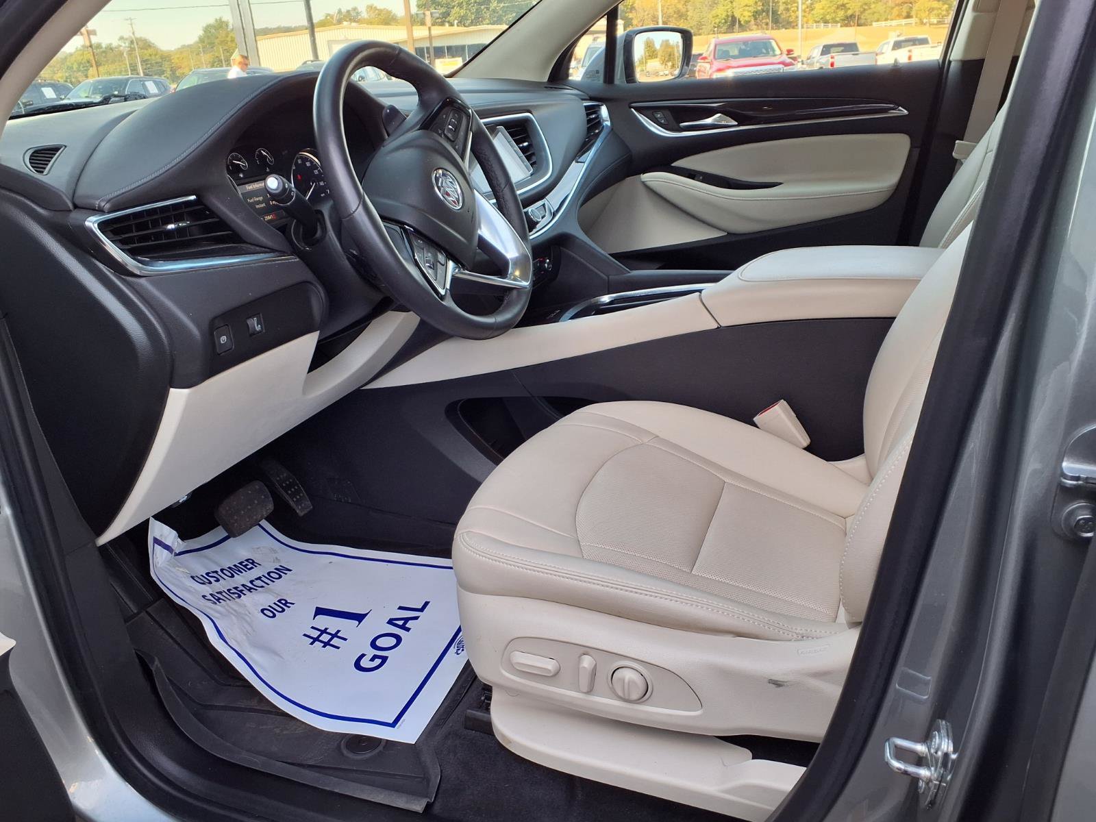 Used 2023 Buick Enclave Essence w/ Experience Buick Package FWD image 16