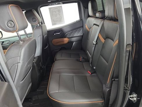 Used 2023 GMC Canyon AT4 w/ AT4 Premium Package AWD/4WD image 22