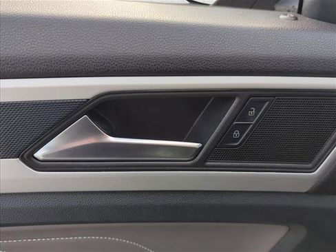 Used 2021 Volkswagen Atlas Cross Sport SEL R-Line image 12