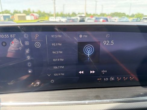 Used 2024 Buick Envision Preferred AWD/4WD image 36