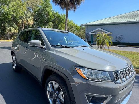 Used 2021 Jeep Compass Limited image 2