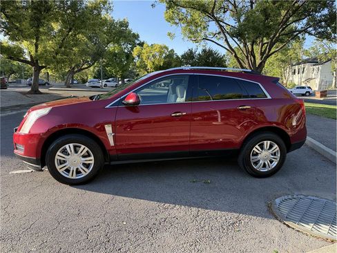 Used 2012 Cadillac SRX Luxury image 2
