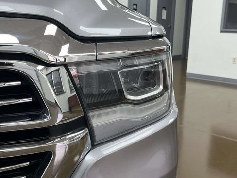 Used 2020 RAM 1500 Laramie AWD/4WD image 9