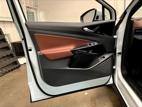 Used 2022 Volkswagen ID.4 Pro S w/ Gradient Package image 25