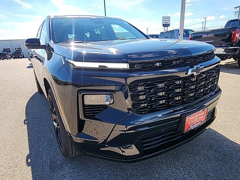 New 2026 Chevrolet Traverse RS image 11