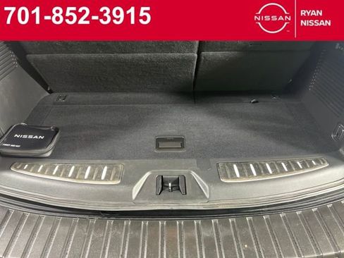 Certified 2023 Nissan Armada Platinum w/ Captain's Chairs Package image 7