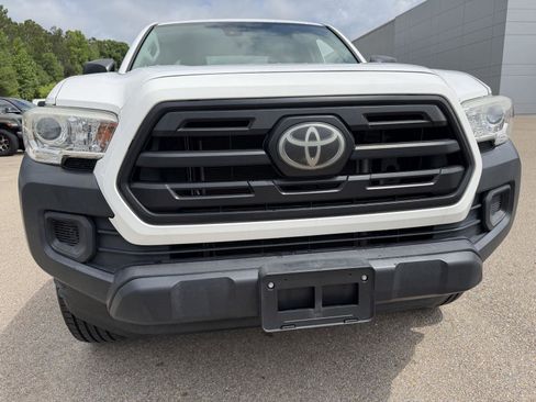 Used 2019 Toyota Tacoma SR RWD image 22