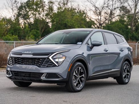 Used 2023 Kia Sportage EX image 6