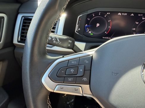 Used 2023 Volkswagen Atlas Cross Sport SEL image 29