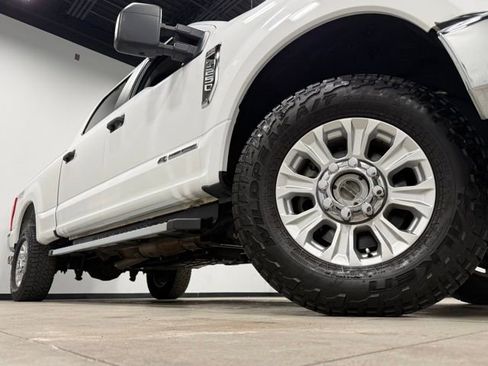 Certified 2021 Ford F250 XL w/ STX Appearance Package image 3