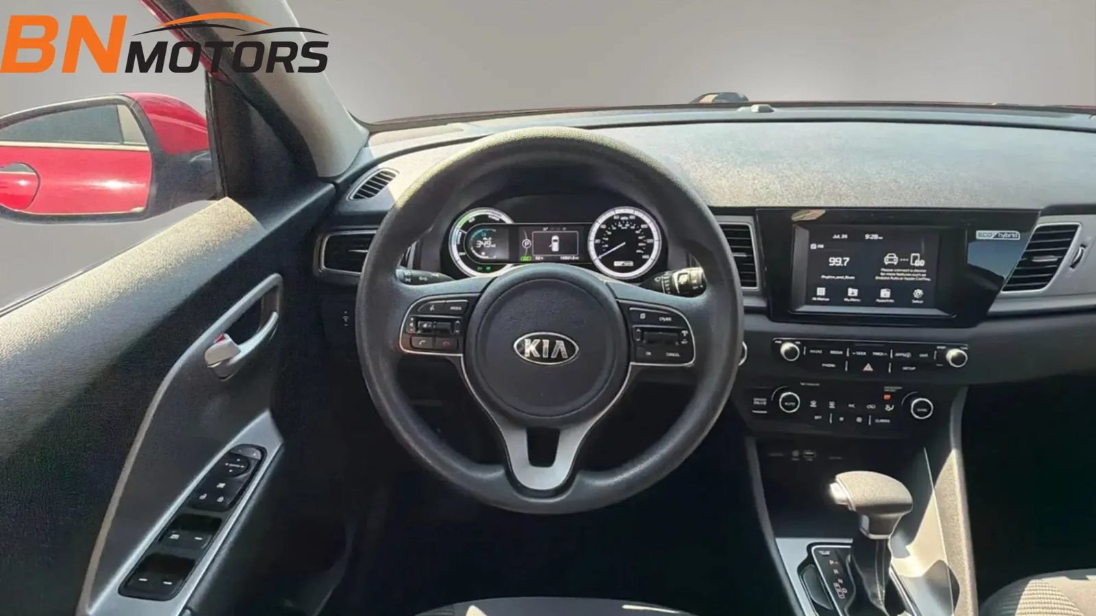 Used 2018 Kia Niro LX FWD image 10