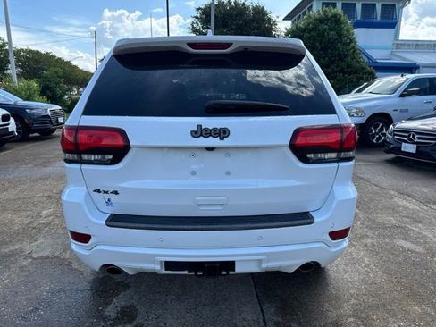 Used 2017 Jeep Grand Cherokee Limited 75th Anniversary AWD/4WD image 6