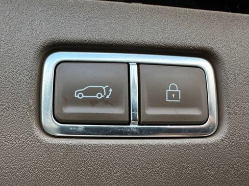 Used 2024 Kia EV9 GT-Line AWD/4WD image 16
