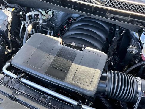 Used 2025 Chevrolet Tahoe LT image 35