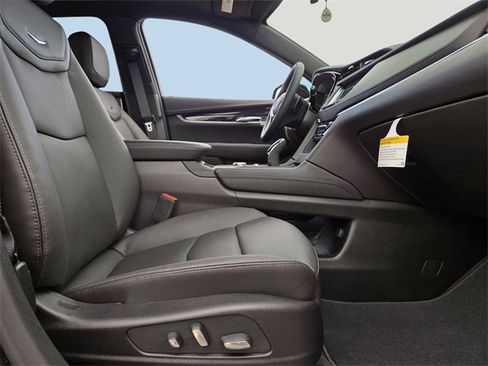 New 2026 Cadillac XT5 Premium Luxury w/ Driver Assist Package image 14