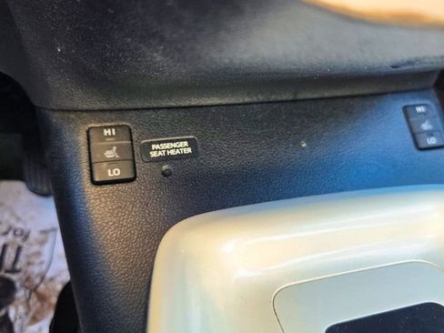 Used 2016 Toyota Prius Four Touring w/ Four Season Floor Mat Package FWD image 17