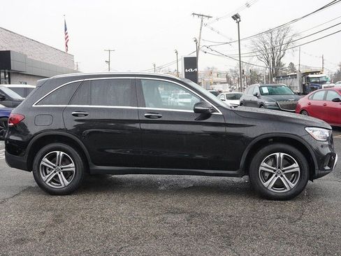 Used 2022 Mercedes-Benz GLC 300 4MATIC w/ Premium Package Lite image 17