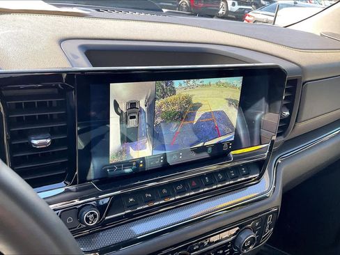 Used 2023 Chevrolet Silverado 1500 ZR2 w/ Technology Package image 20