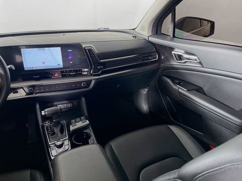 Used 2024 Kia Sportage EX FWD image 23