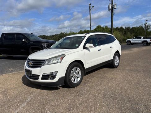 Used 2014 Chevrolet Traverse LT image 12