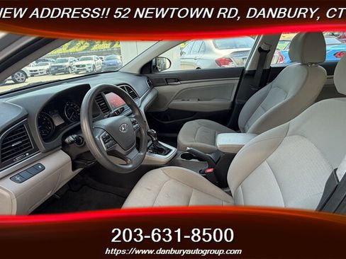Used 2017 Hyundai Elantra SE FWD image 12