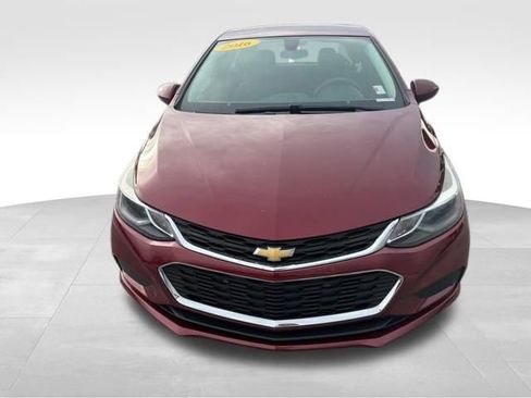 Used 2016 Chevrolet Cruze LT image 4