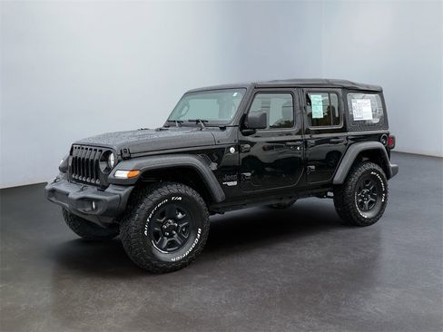 Used 2021 Jeep Wrangler Unlimited Sport image 7