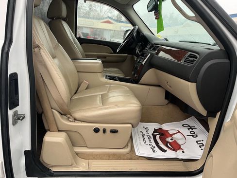 Used 2008 Chevrolet Silverado 1500 LTZ w/ Suspension Package, Off-Road image 19