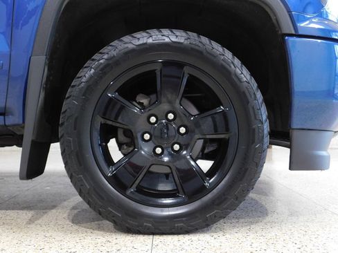 Used 2017 GMC Sierra 1500 SLE w/ Elevation Edition AWD/4WD image 77