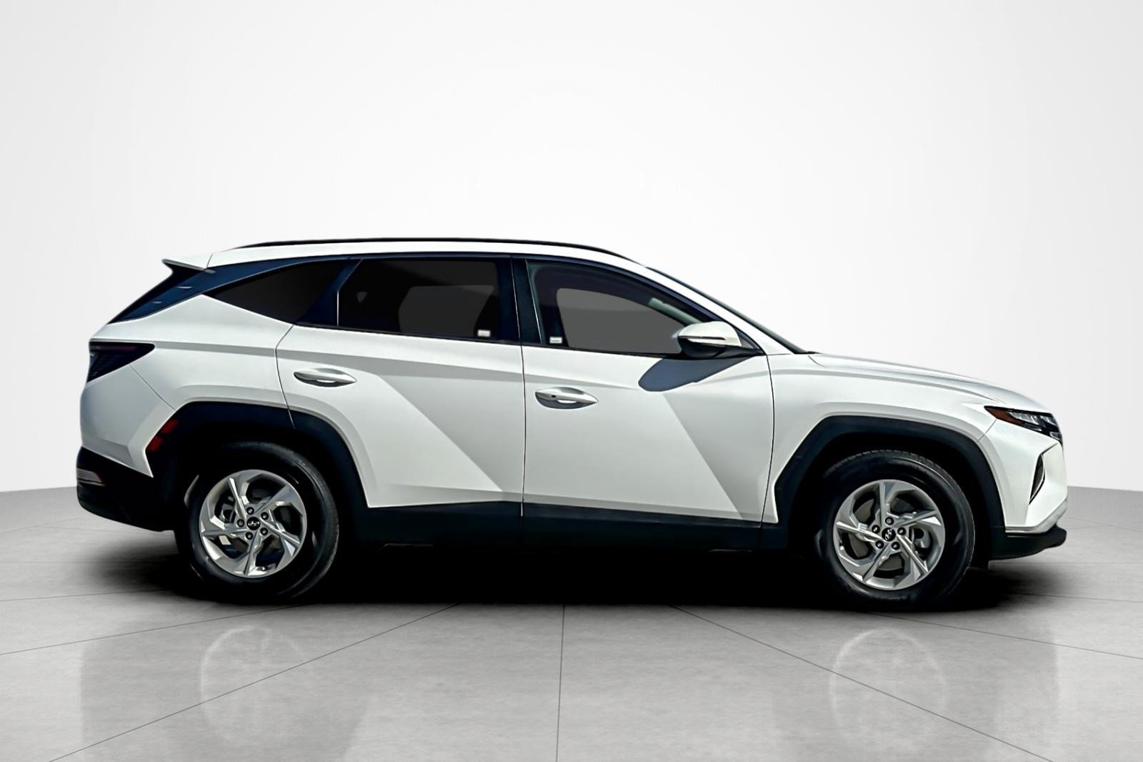 Used 2022 Hyundai Tucson SEL FWD image 6