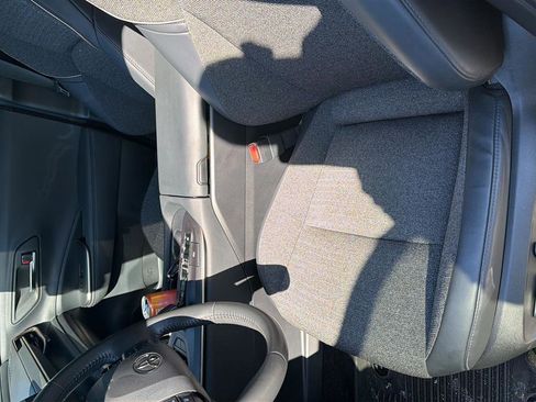 Used 2023 Toyota Crown XLE image 16