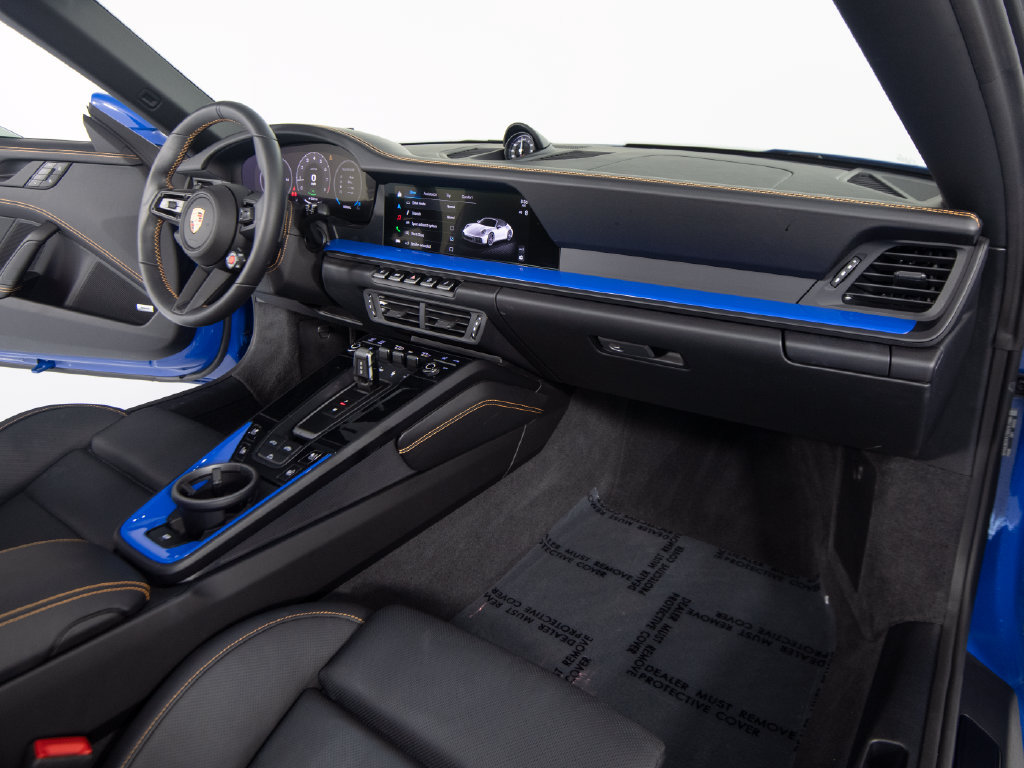 Certified 2025 Porsche 911 Carrera 4 GTS AWD/4WD image 35