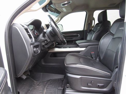 Used 2022 RAM 2500 Laramie image 15