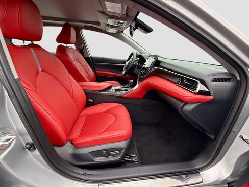 Used 2023 Toyota Camry XSE image 30