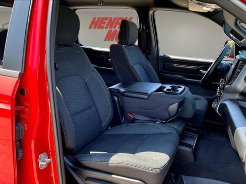Used 2025 RAM 1500 Classic Warlock AWD/4WD image 29