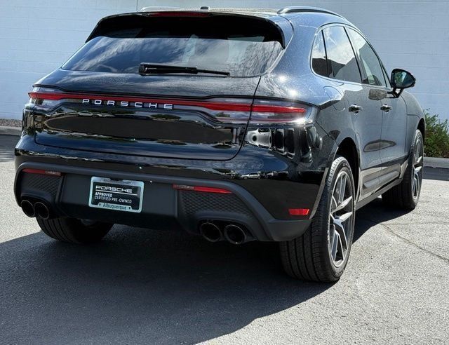 Used 2026 Porsche Macan AWD/4WD image 10