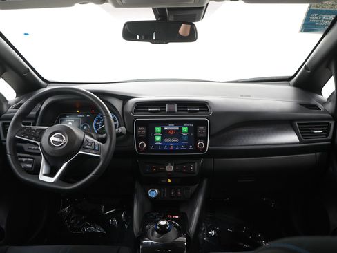 Used 2025 Nissan Leaf SV Plus FWD image 13