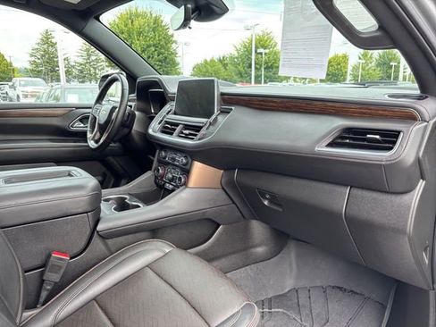 Used 2023 Chevrolet Suburban High Country w/ Premium Package 2 image 41