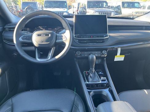 New 2026 Jeep Compass Limited image 17