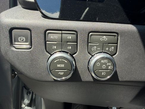New 2026 GMC Sierra 1500 Elevation AWD/4WD image 16